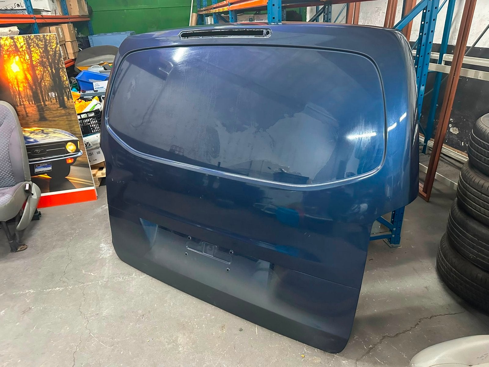 Achterklep Blauw Mercedes vito W447, Gebruikt, Achterklep, Ophalen of Verzenden, Ford