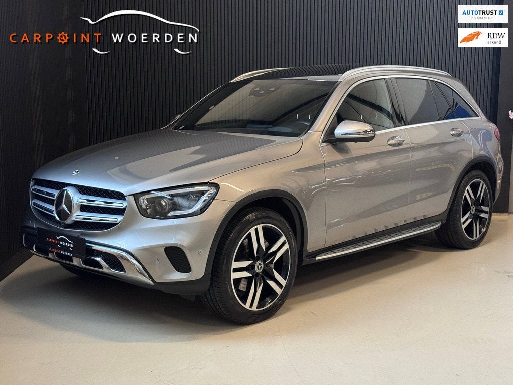 Mercedes-Benz GLC-klasse 300 4MATIC Off Road Premium | PANO, Auto's, Mercedes-Benz, Automaat, Gebruikt, 4 cilinders, 259 pk