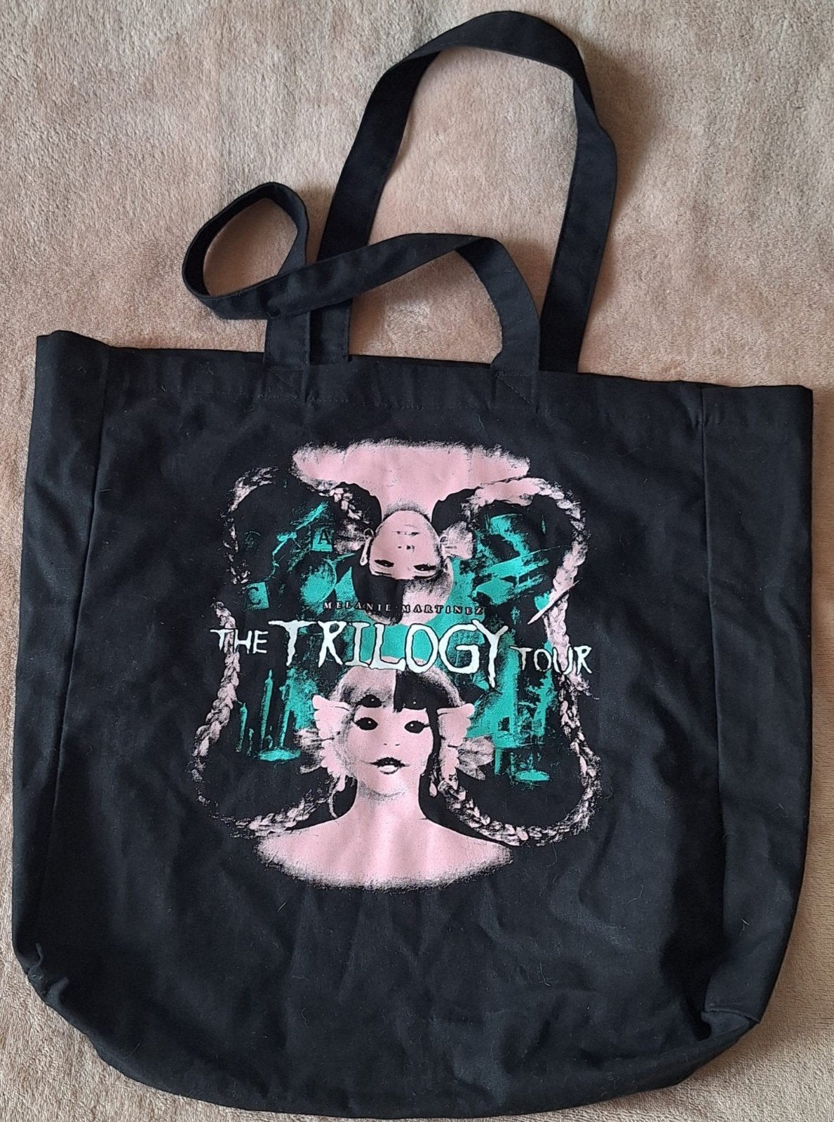 Melanie Martinez Trilogy Tour Tote Bag - Nieuw!, Ophalen of Verzenden, Nieuw, Zwart, Shopper