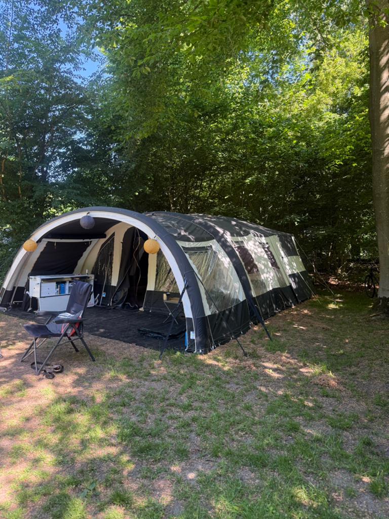 Jamet Air 2022  Nette staat, compleet met luifel & ondertent, Caravans en Kamperen, Ophalen, Meerkleurig, Aanwezig, Meer dan 6