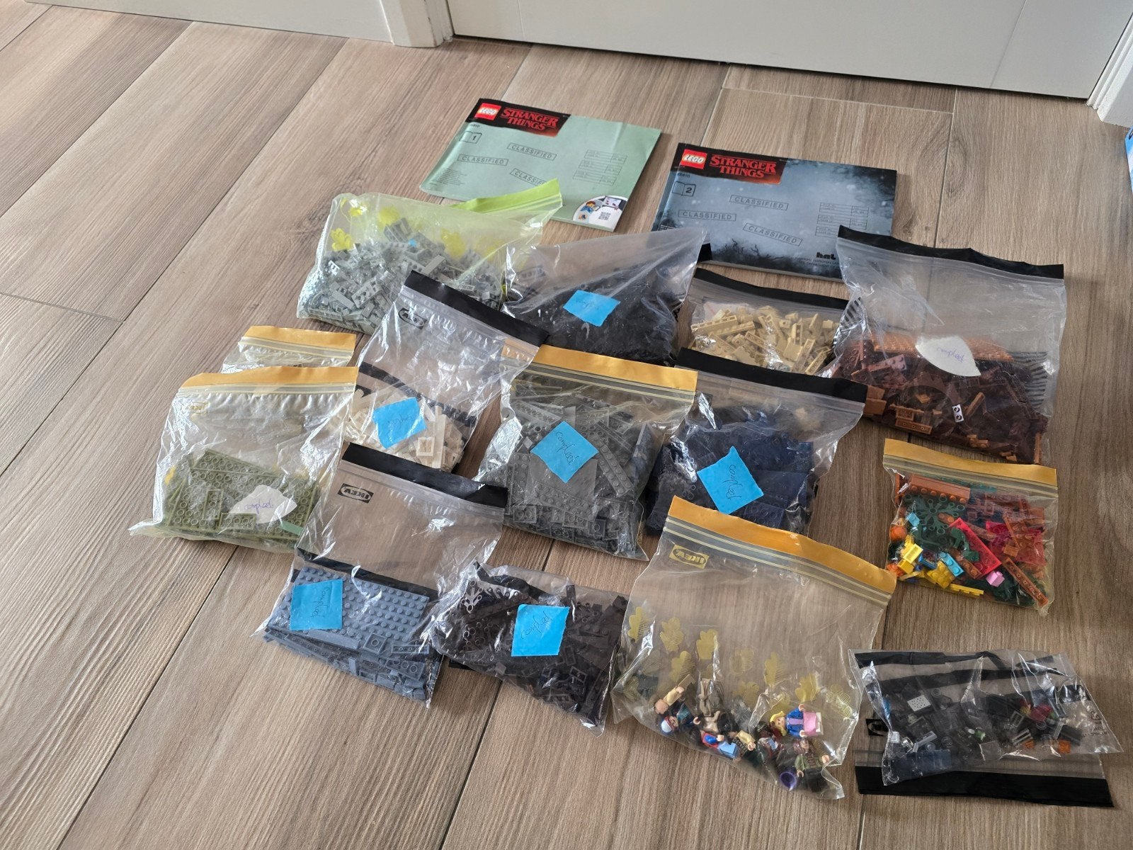 compleet! 75810 lego upside down stranger things, Lego, Ophalen of Verzenden, Zo goed als nieuw, Inclusief instructies