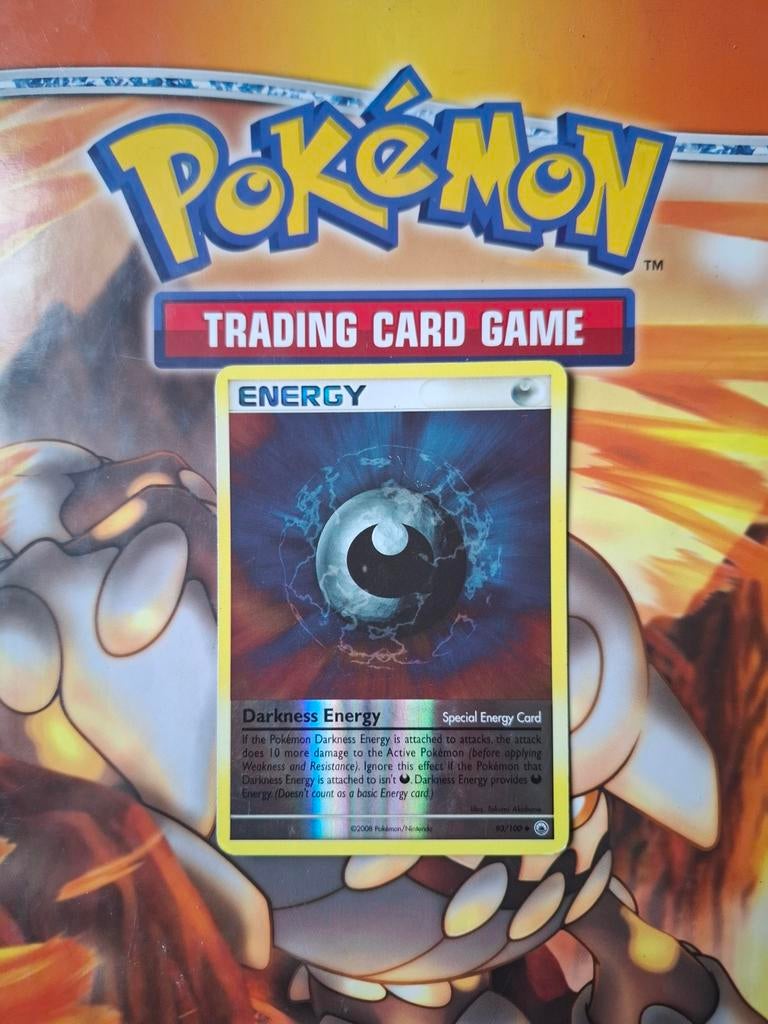 Darkness energy 93/100 Diamond&Pearl Majestic Dawn reverse, Ophalen of Verzenden, Gebruikt, Losse kaart, Foil