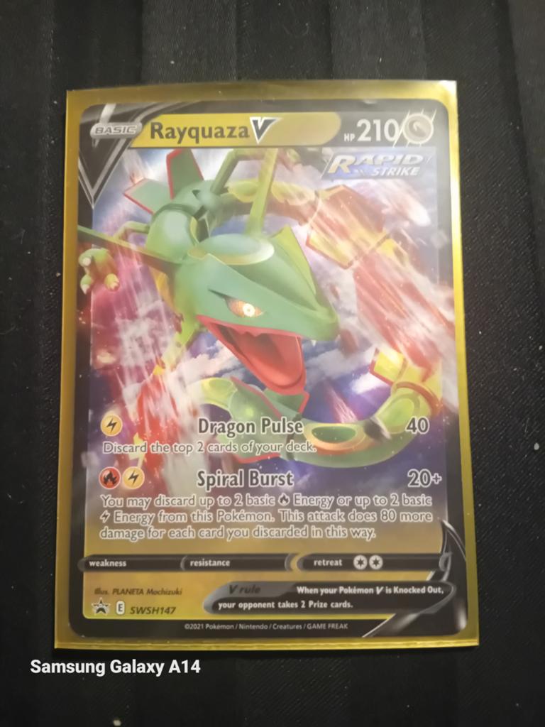 Pokémon TCG: Rayquaza V SWSH147 Promo Kaart, Hobby en Vrije tijd, Verzamelkaartspellen | Pokémon, Ophalen of Verzenden