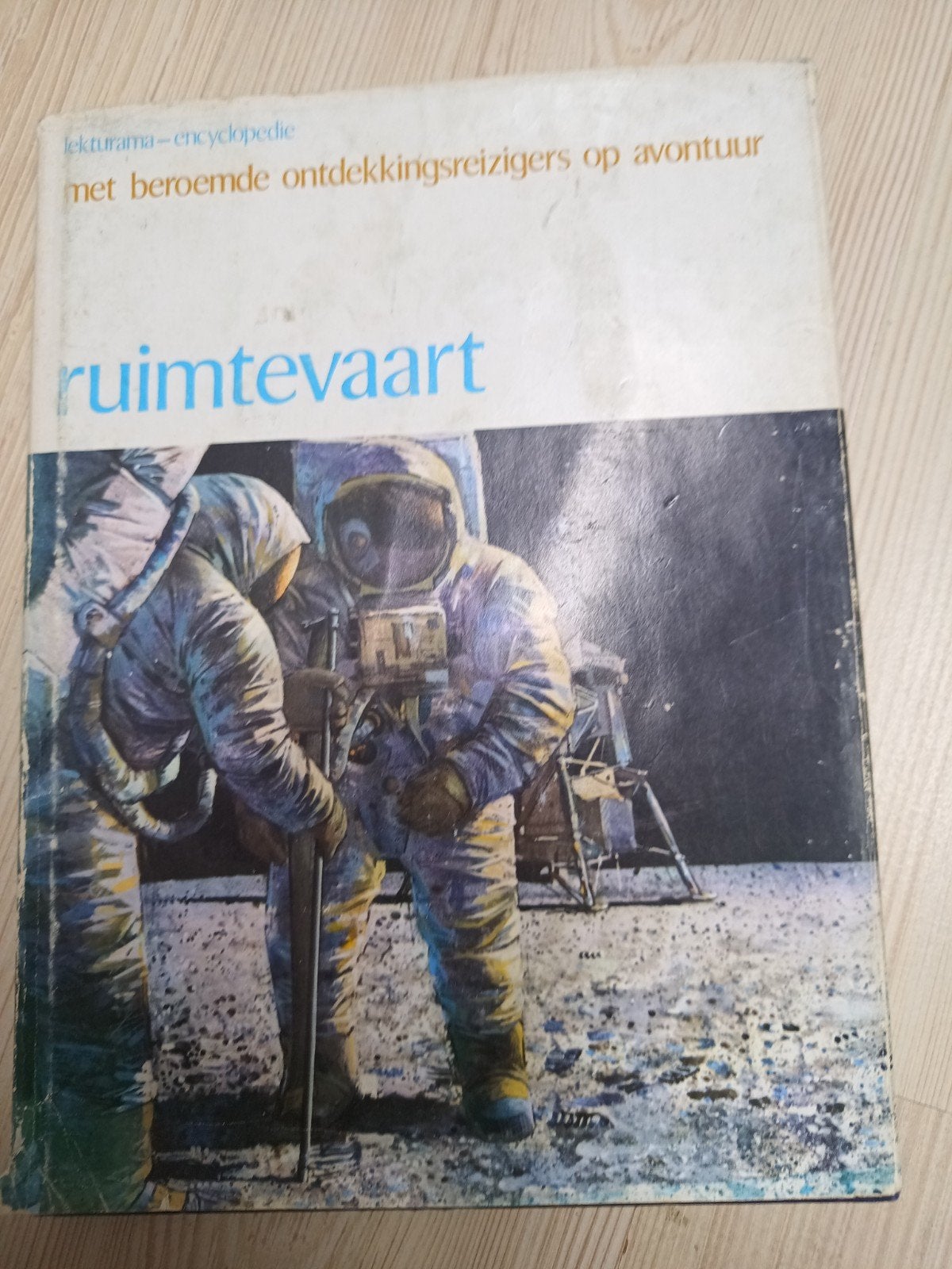 Lekturama Encyclopedie: Ruimtevaart (1970), Boeken, Ophalen of Verzenden