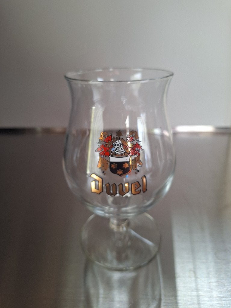 DUVEL glas met gouden logo en rode wapen, Ophalen of Verzenden, Zo goed als nieuw, Bierglas