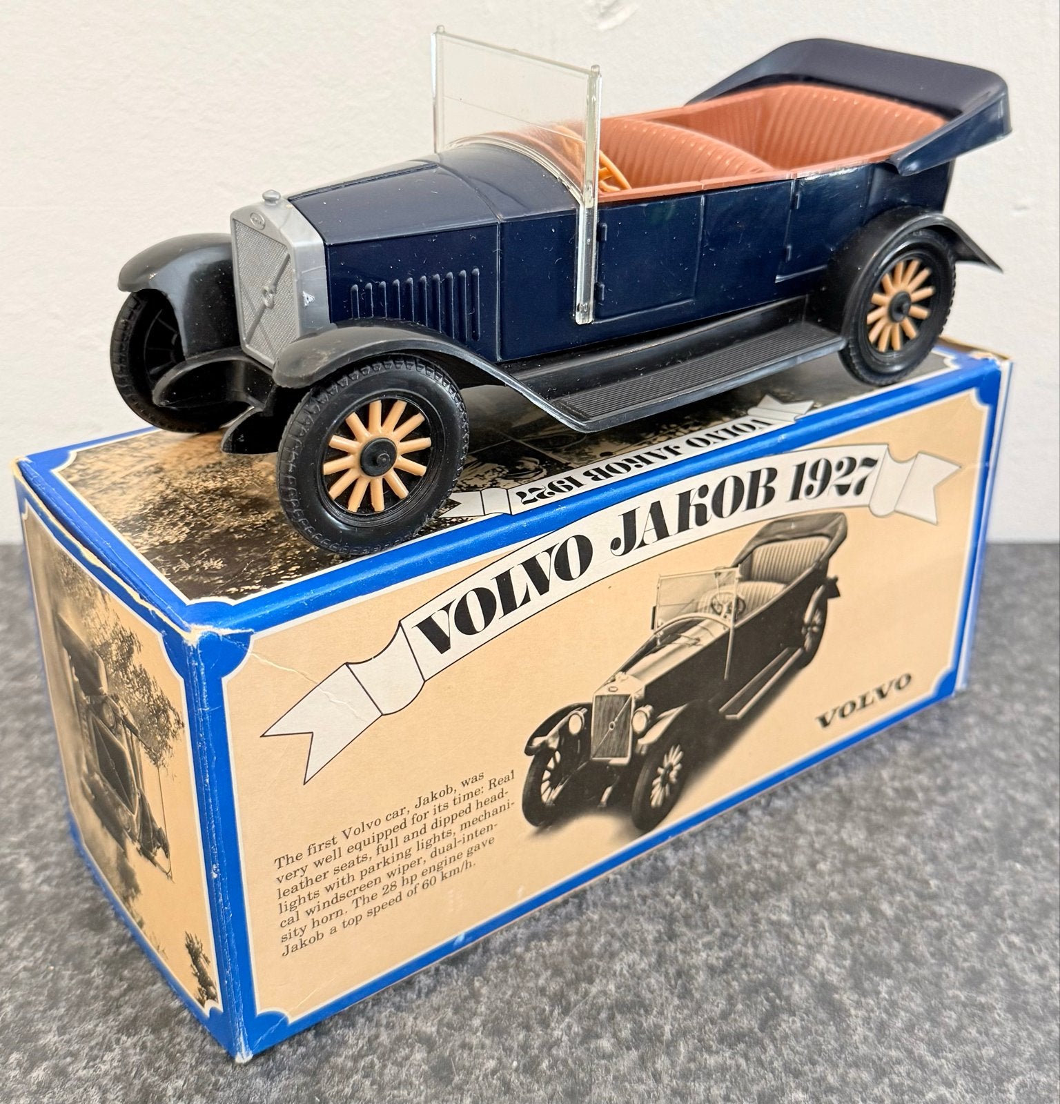 Stahlberg Volvo Jakob 1927 Modelauto Finland in doos !!, Auto, ., Ophalen of Verzenden, Zo goed als nieuw