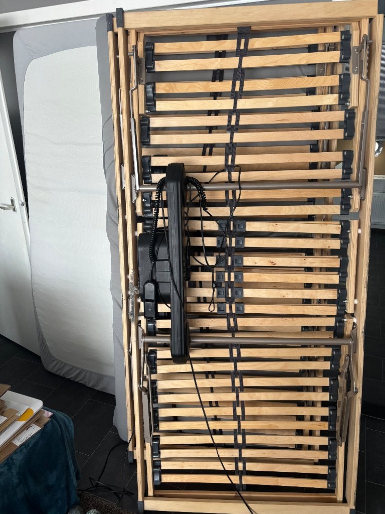 Elektrisch lattenbodem 2x 90x200, Ophalen, 90 cm, Eenpersoons, Zo goed als nieuw