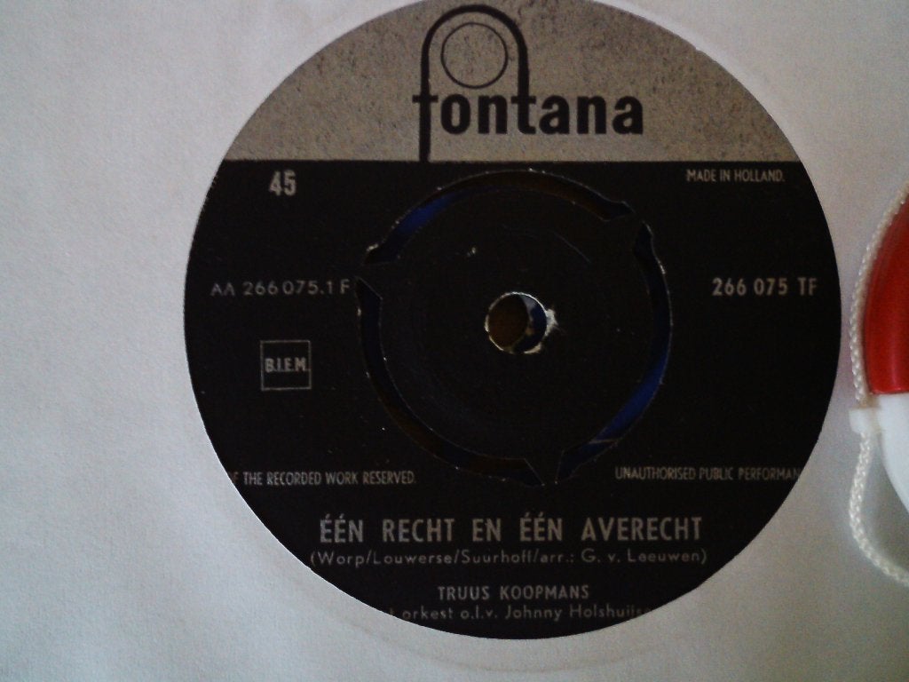 Truus Koopmans - Eén Recht En Eén Averecht (Fontana 45) 2a, 7 inch, Ophalen of Verzenden, Zo goed als nieuw, Beschermende buitenhoes