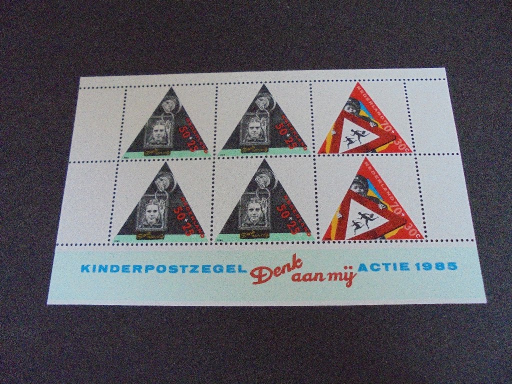 Kinderpostzegels 1985 blok, Postzegels en Munten, Postzegels | Nederland, Verzenden, Na 1940, Postfris