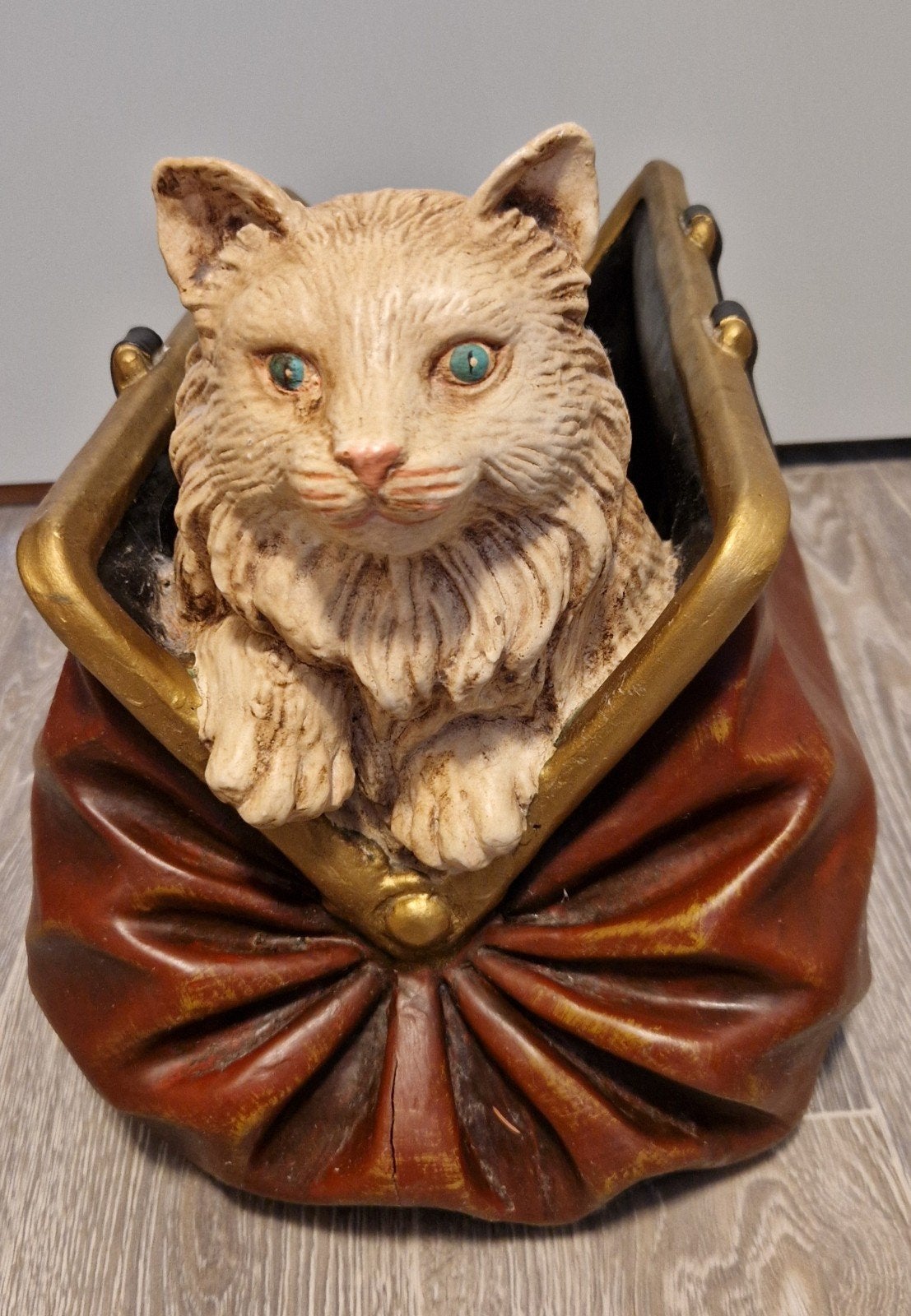 Decoratieve Kat in Tas Beeldje - Vintage Stijl, Ophalen