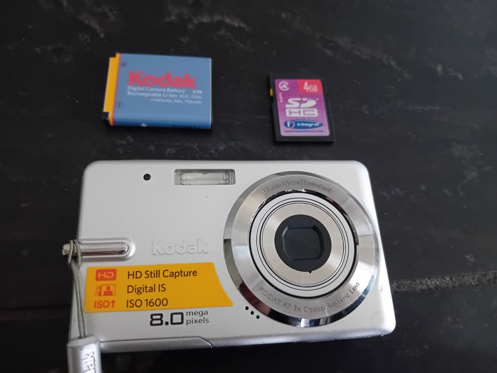 Kodak EasyShare M873 Compactcamera met 4GB SD kaart, Gebruikt, Geheugenkaart, Ophalen of Verzenden, Minder dan 4 keer