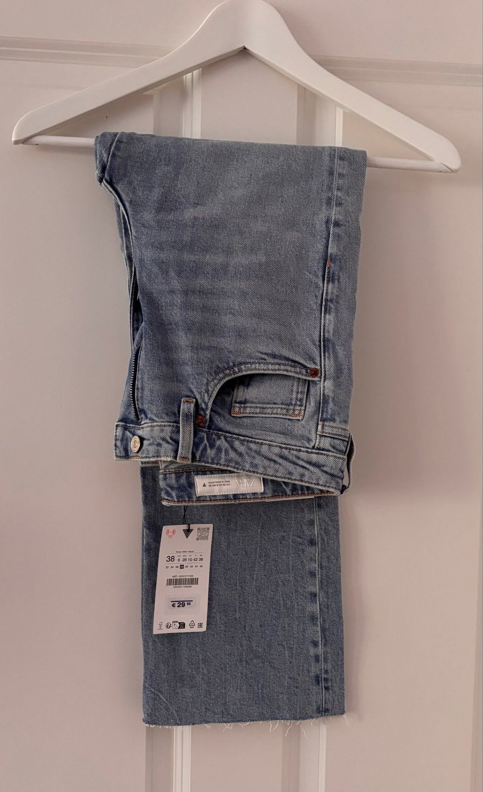Zara jeans lichtblauw maat 38, nieuw, Kleding | Dames, Ophalen of Verzenden, Nieuw, Blauw, W30 - W32 (confectie 38/40)