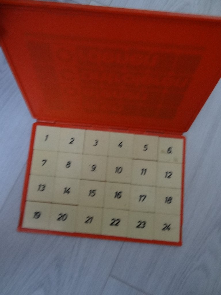 Loco doos met 24 stenen, Ophalen of Verzenden, Gebruikt, Taal en Lezen