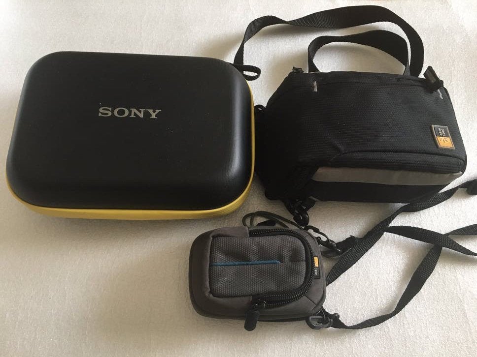 Digital cameras Sony FujiFilm &Traveler, Ophalen of Verzenden, Zo goed als nieuw, Sony, Geen optische zoom