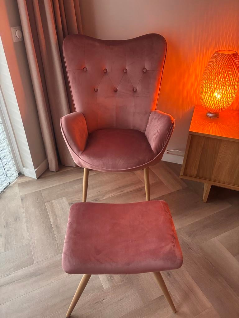 Prachtige oorfauteuil met voetenbankje - oud roze - nieuw, Ophalen, Minder dan 75 cm, Zo goed als nieuw, Metaal