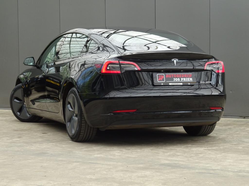 Tesla Model 3 Long Range AWD 75 kWh * BLACKED OUT * 445 KM R, 462 pk, Zwart, Stoelverwarming, 84 €/maand
