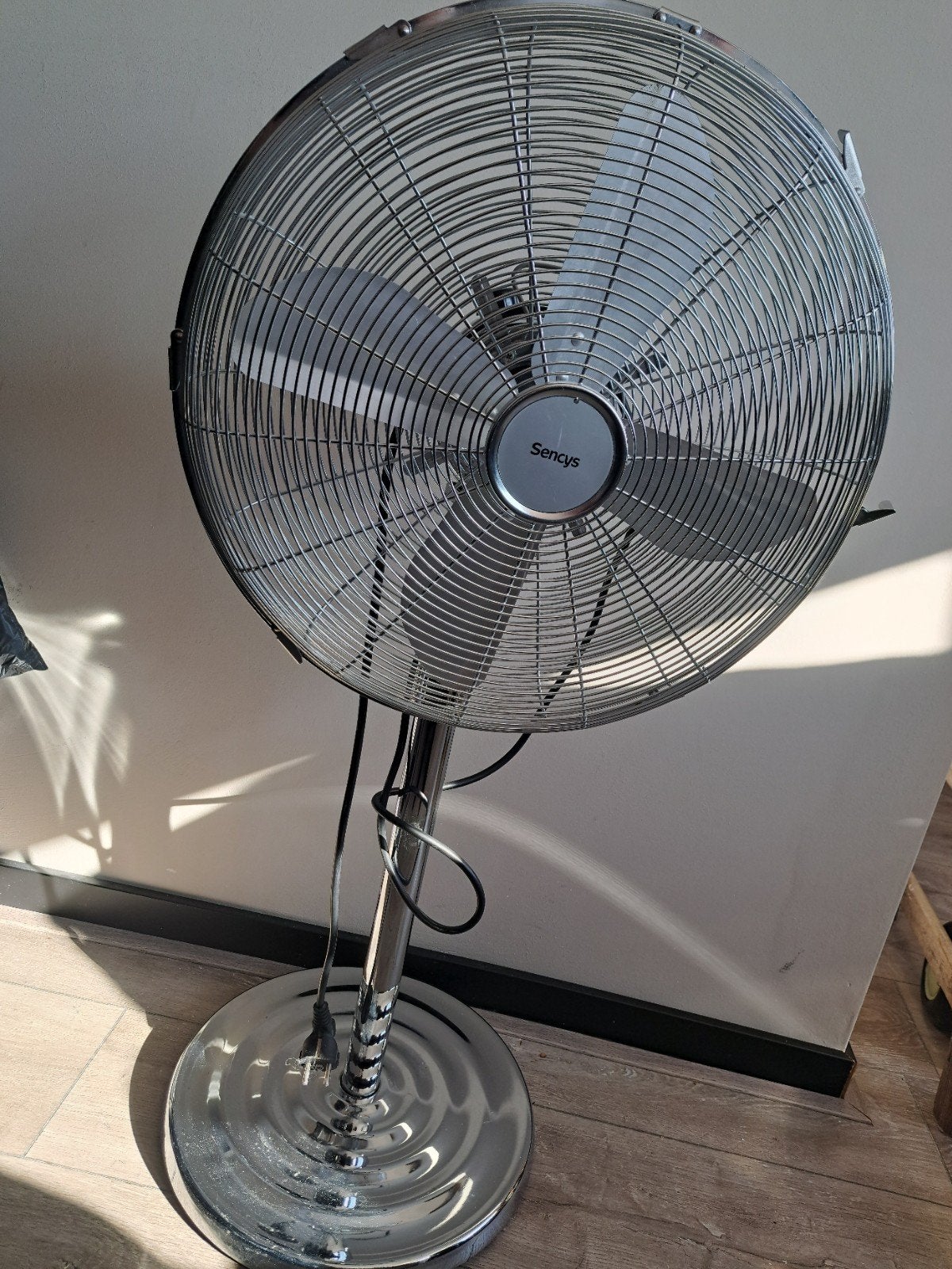 Sencys ventilator op voet, Ophalen, Zo goed als nieuw, Statiefventilator