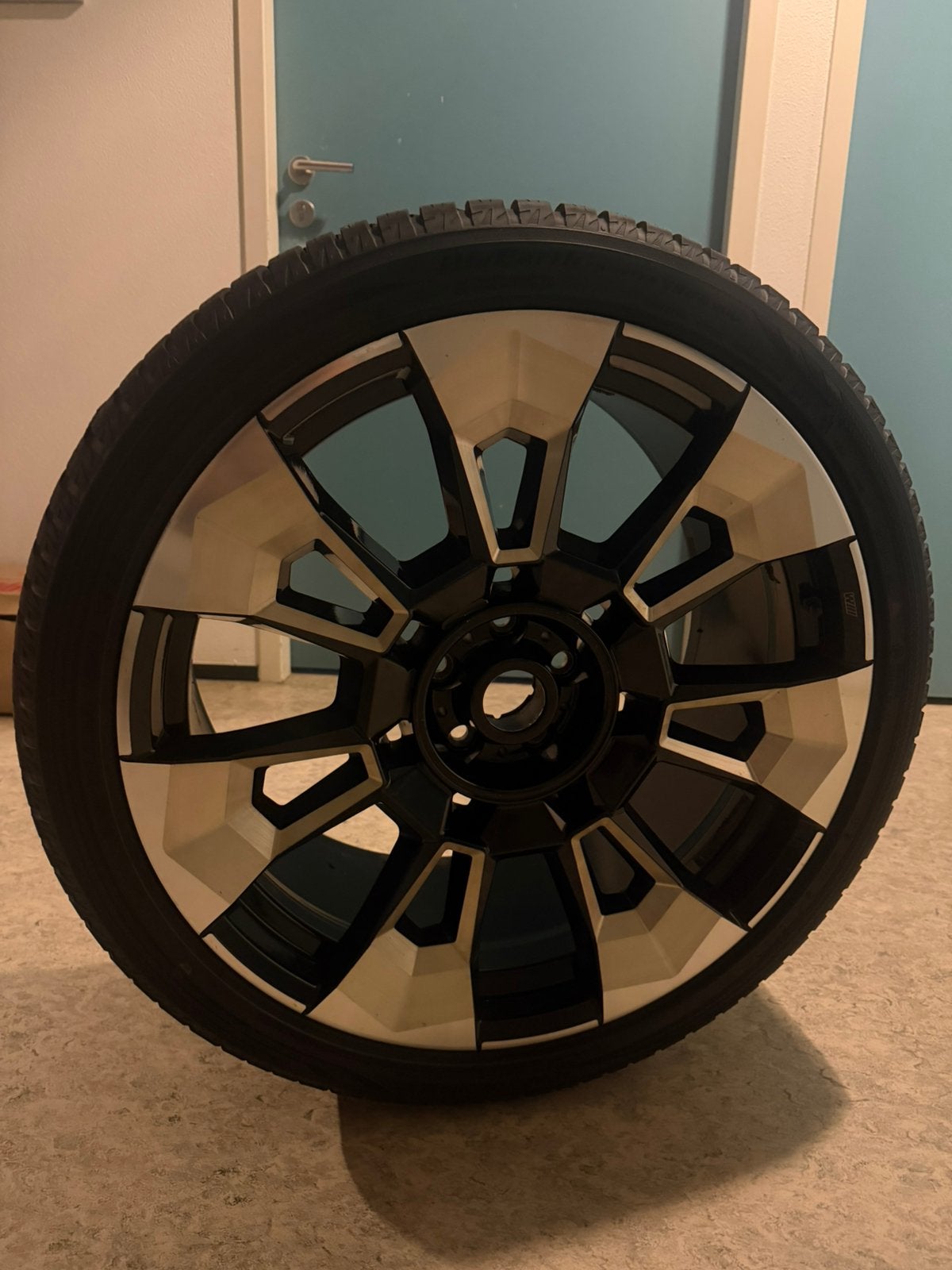 Bmw XM Complete set 23 inch velgen met winterbanden., Auto-onderdelen, Banden en Velgen, Gebruikt, Velg(en), Overige maten, Terreinwagen