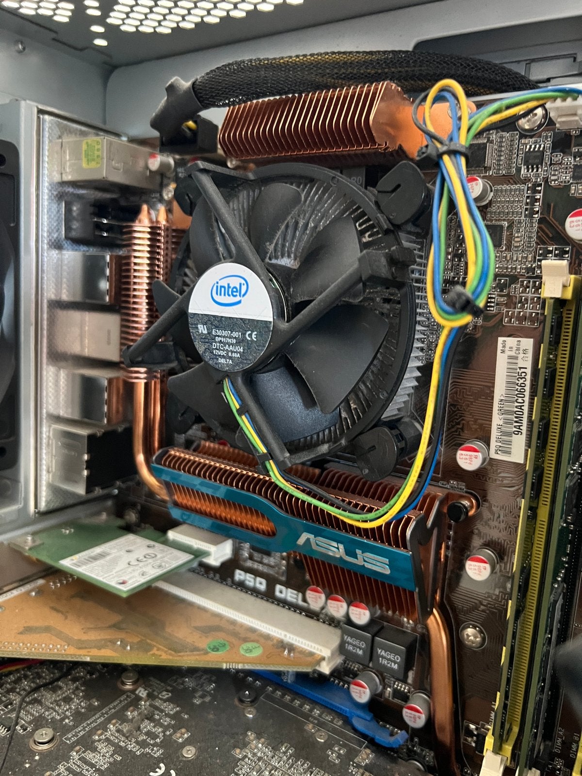 Krachtige Gaming PC met ASUS moederbord en 2x GPU, Computers en Software, Desktop Pc's, Ophalen, Gebruikt, HDD, 8 GB