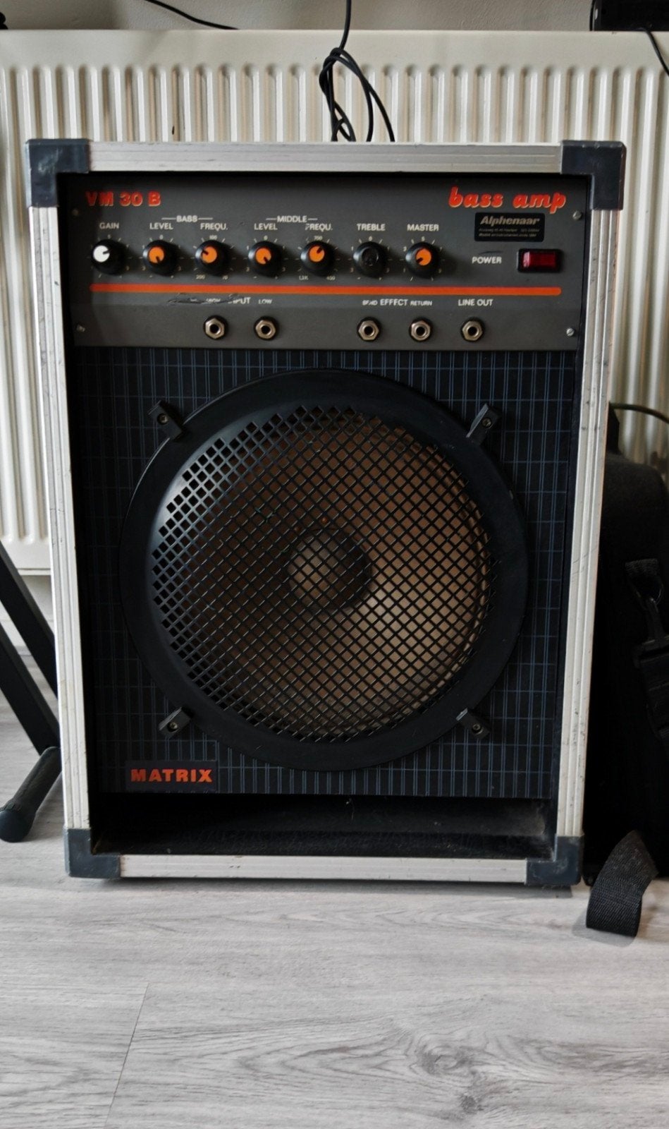 Bas versterker 30 watt, Ophalen, Minder dan 50 watt