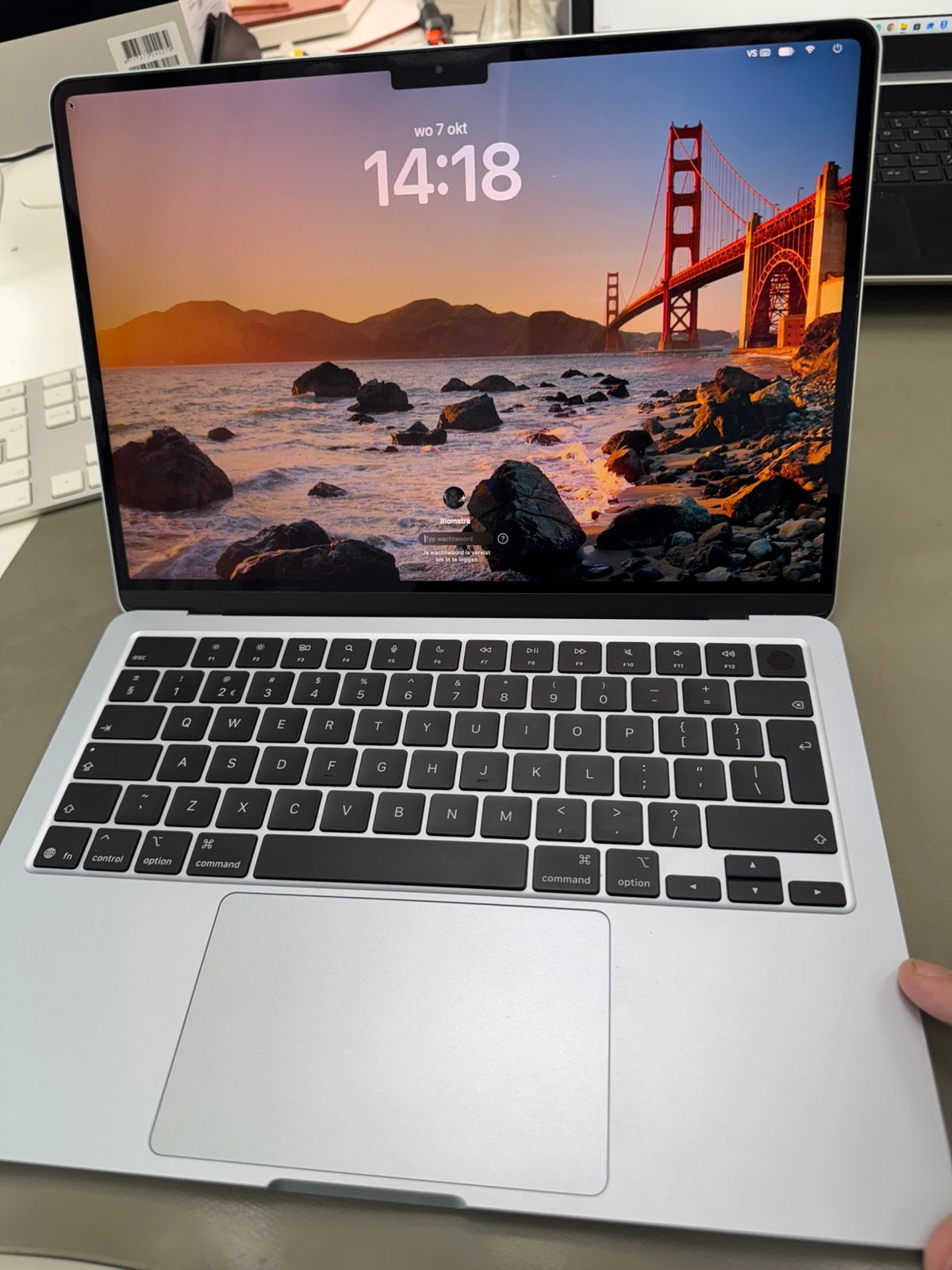 Macbook air m4 2025, Computers en Software, Ophalen, 13 inch, Minder dan 2 Ghz, Zo goed als nieuw