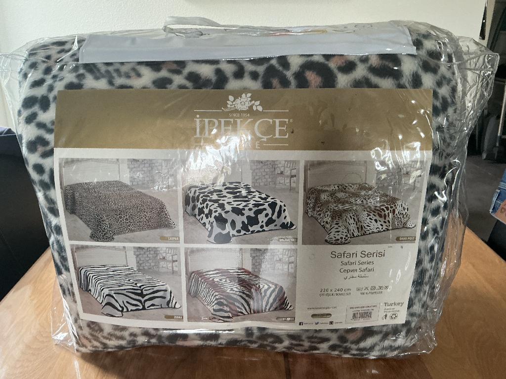 Bedsprei Leopard Tijgerprint NIEUW 220x240, Overige kleuren, Ophalen of Verzenden, Deken of Dekbed, Nieuw