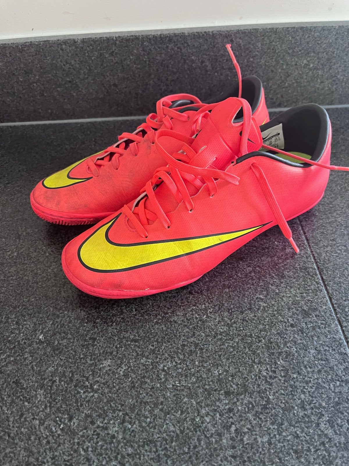 Nike Mercurial Zaalvoetbalschoenen Maat 39, Maat XS of kleiner, Ophalen of Verzenden, Gebruikt, Schoenen