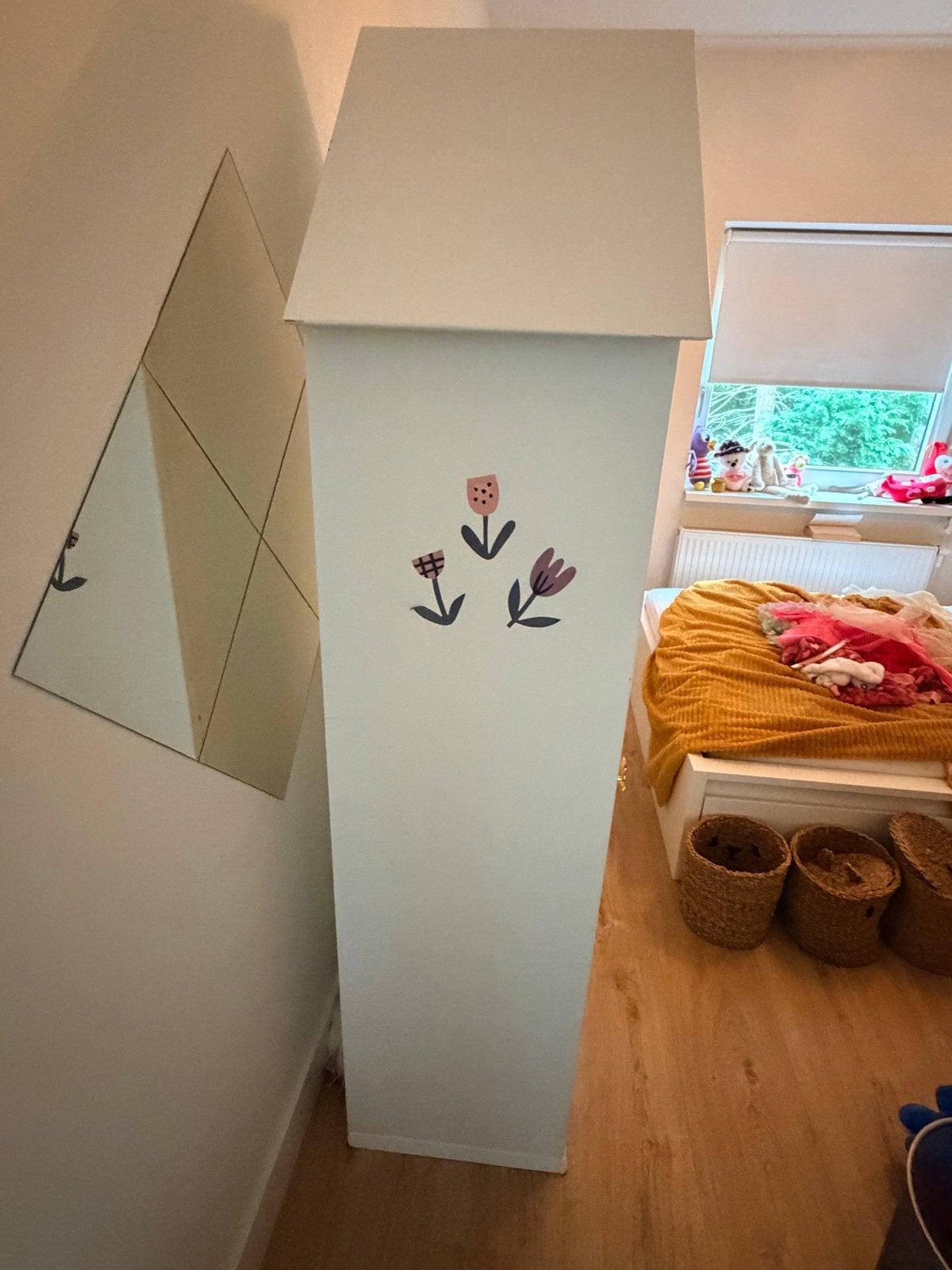 Leuke witte kinderkast met hartje en lade, Ophalen, Gebruikt, 105 cm of meer, Minder dan 50 cm