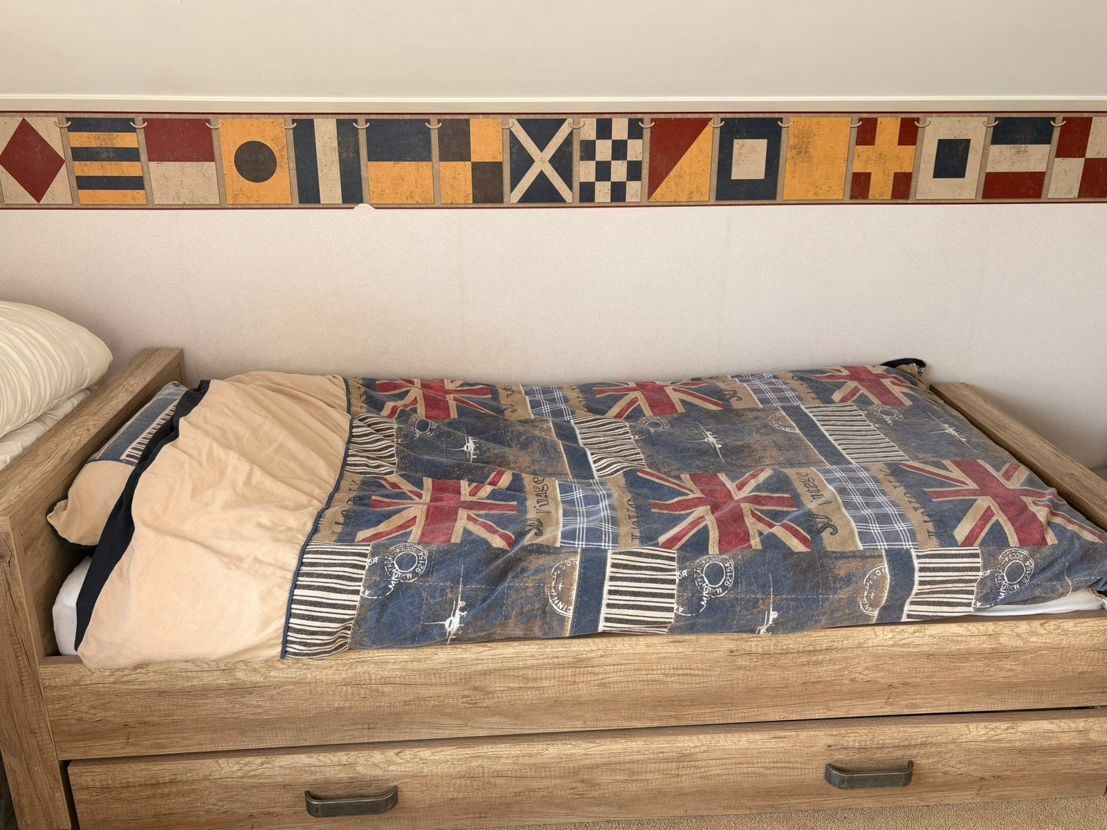 Mooi bed te koop, Ophalen, 90 cm, Eenpersoons, Bruin