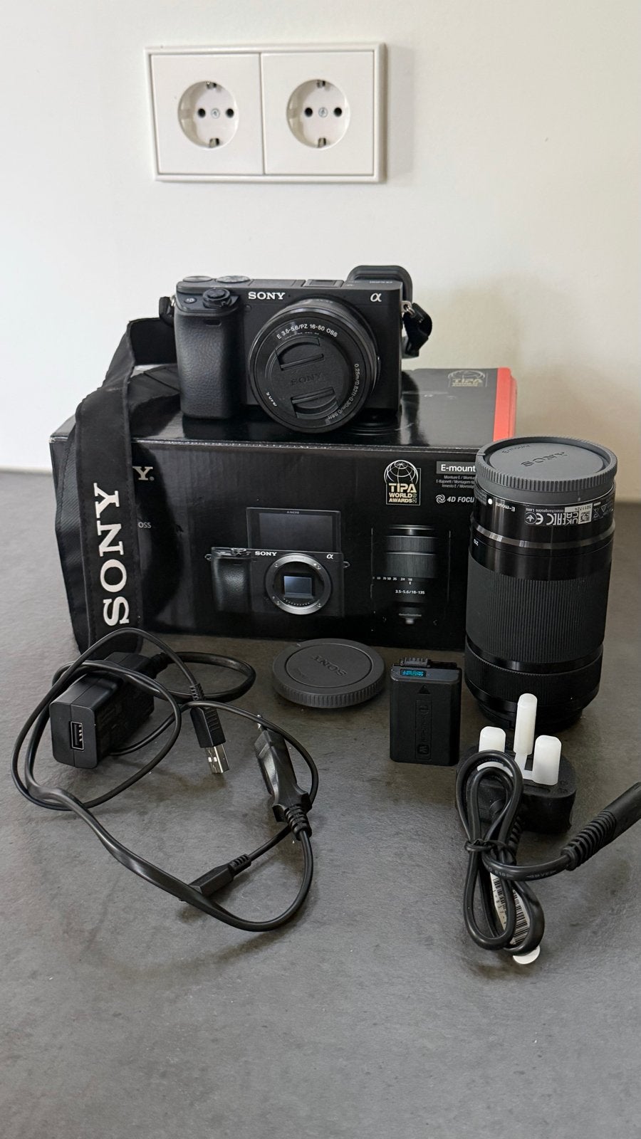 Sony Alpha 6400, Ophalen of Verzenden, Zo goed als nieuw, WiFi, Accu