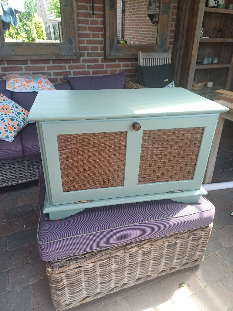 Groen kastje, Ophalen, Gebruikt