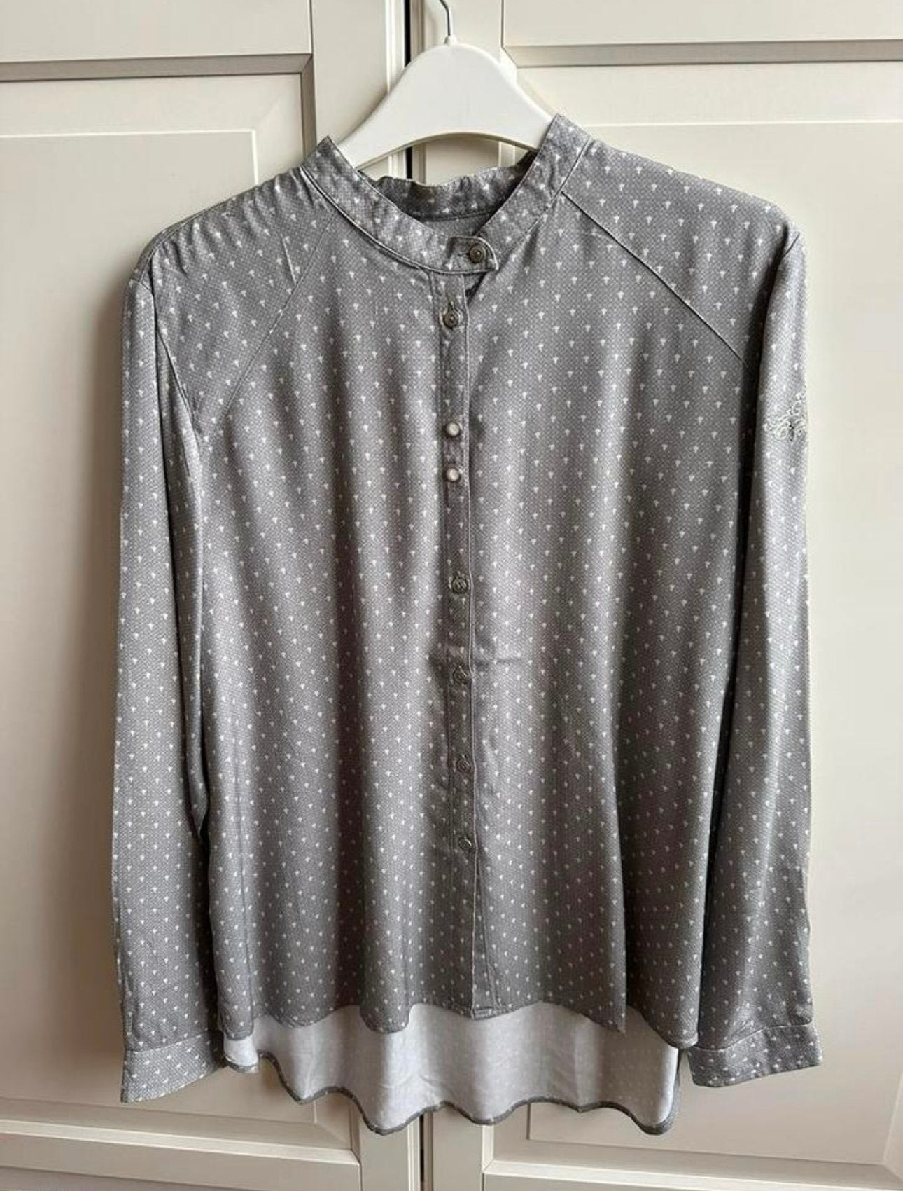 Blouse L’argentina maat 38/40, Ophalen of Verzenden, Nieuw, Maat 38/40 (M), Grijs