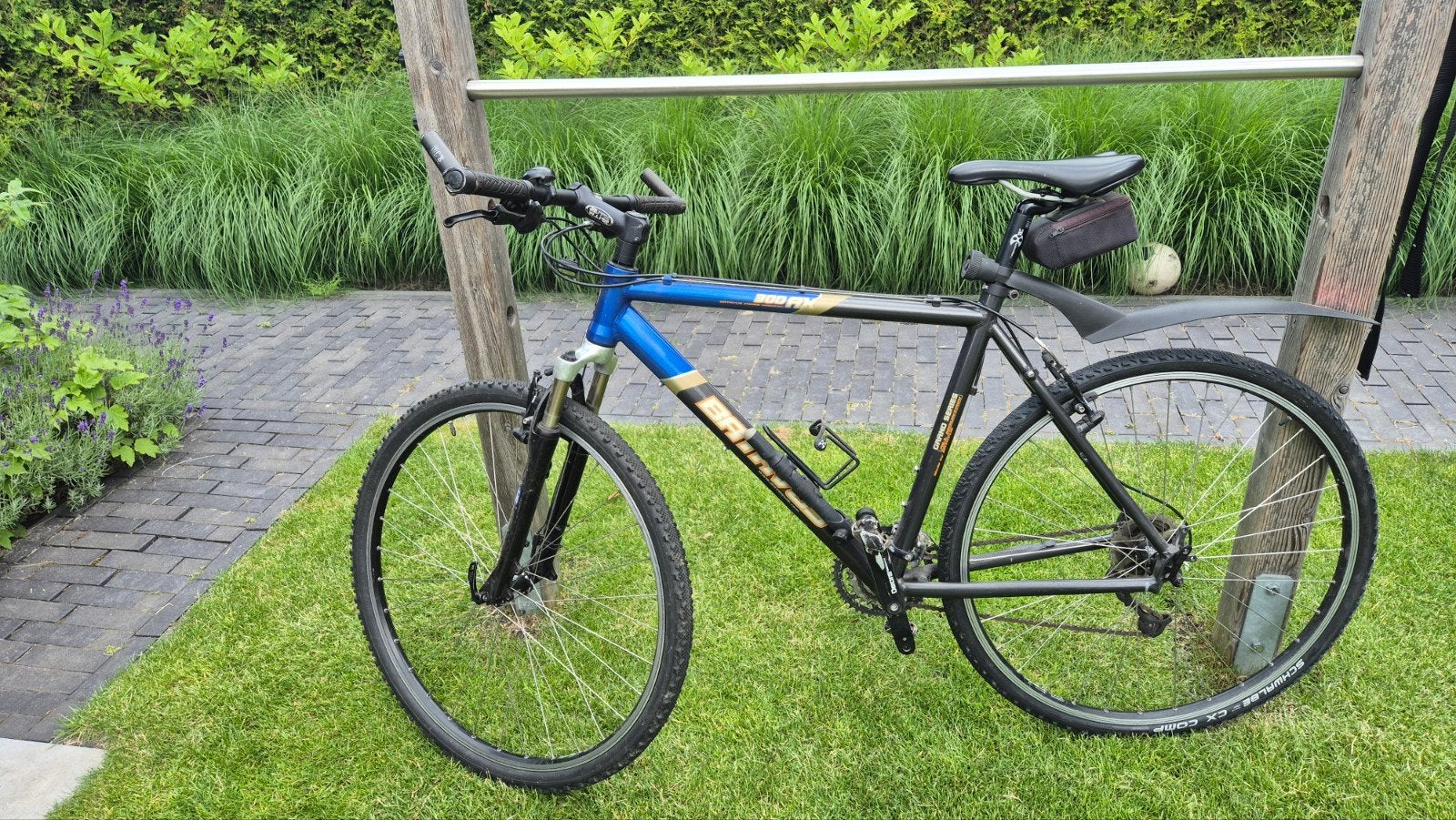 Mountainbike met vering en extra banden, Fietsen en Brommers, Ophalen