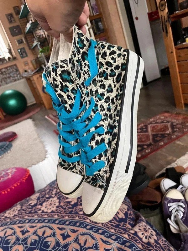 Splinternieuwe luipaard gympen 38 van 2-Bizzy nu 19,99€, Overige kleuren, Nieuw, Ophalen of Verzenden, Sneakers of Gympen