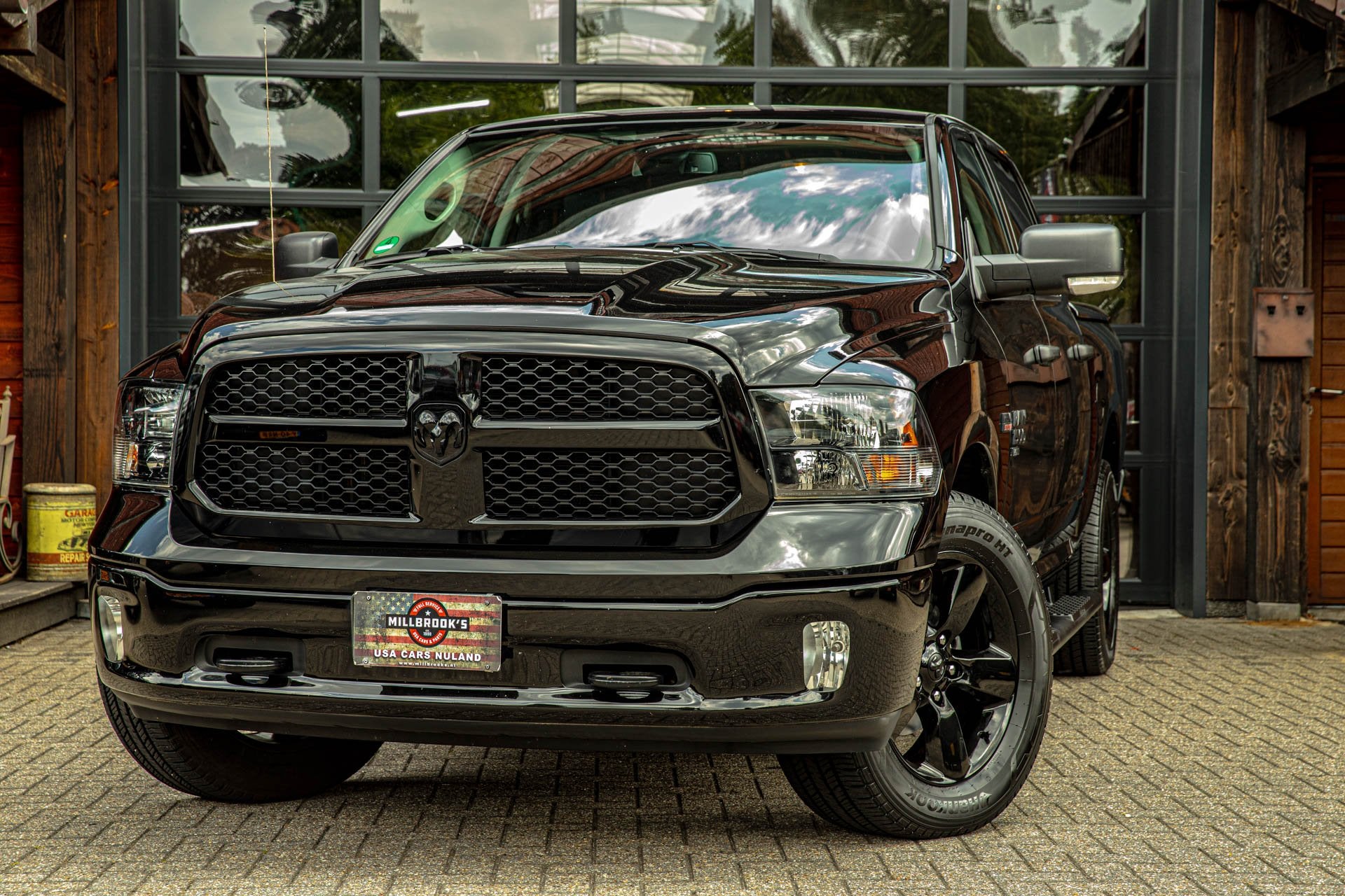 Dodge Dodge Ram classic v8 | stoel verw | stuur verw |, Automaat, Gebruikt, 5654 cc, 402 pk