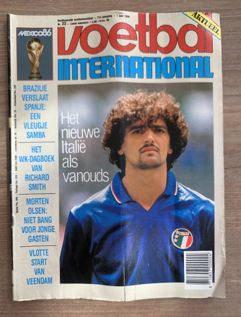 Voetbal International VI Div. tijdschriften uit 1986 / €1,50, Ophalen of Verzenden, Zo goed als nieuw, AZ, Boek of Tijdschrift
