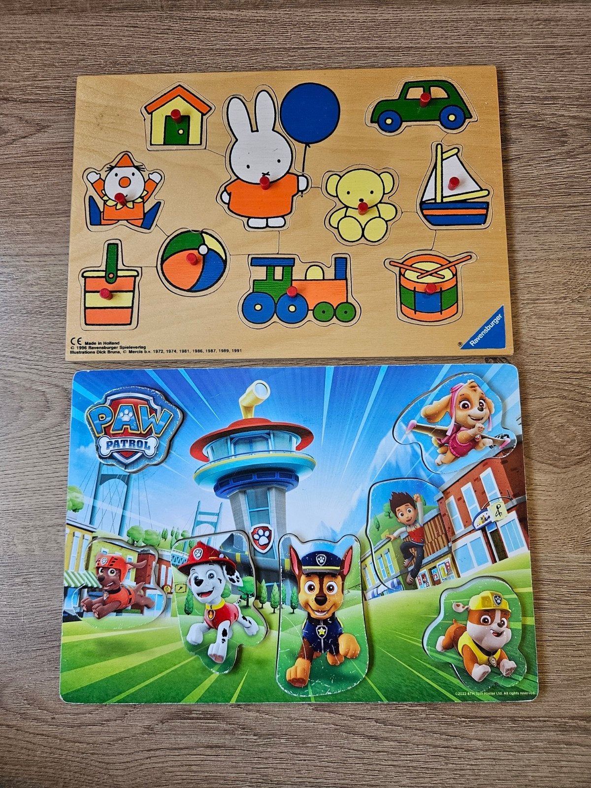 Houten puzzels: Nijntje en Paw Patrol, Ophalen, 2 tot 4 jaar, Gebruikt, Van hout