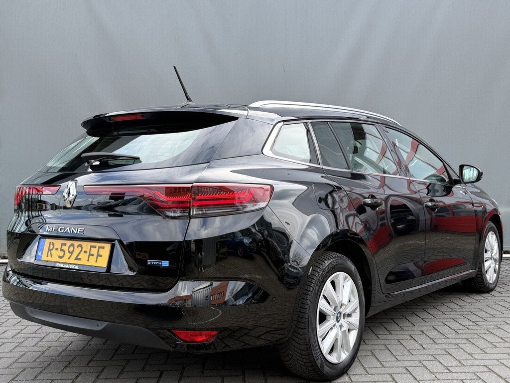 Renault Mégane Estate E-tech BWJ 2022 1.6 160 PK E-Tech Plu, Auto's, Renault, Gebruikt, 4 cilinders, Met garantie (alle), Hybride Elektrisch/Benzine