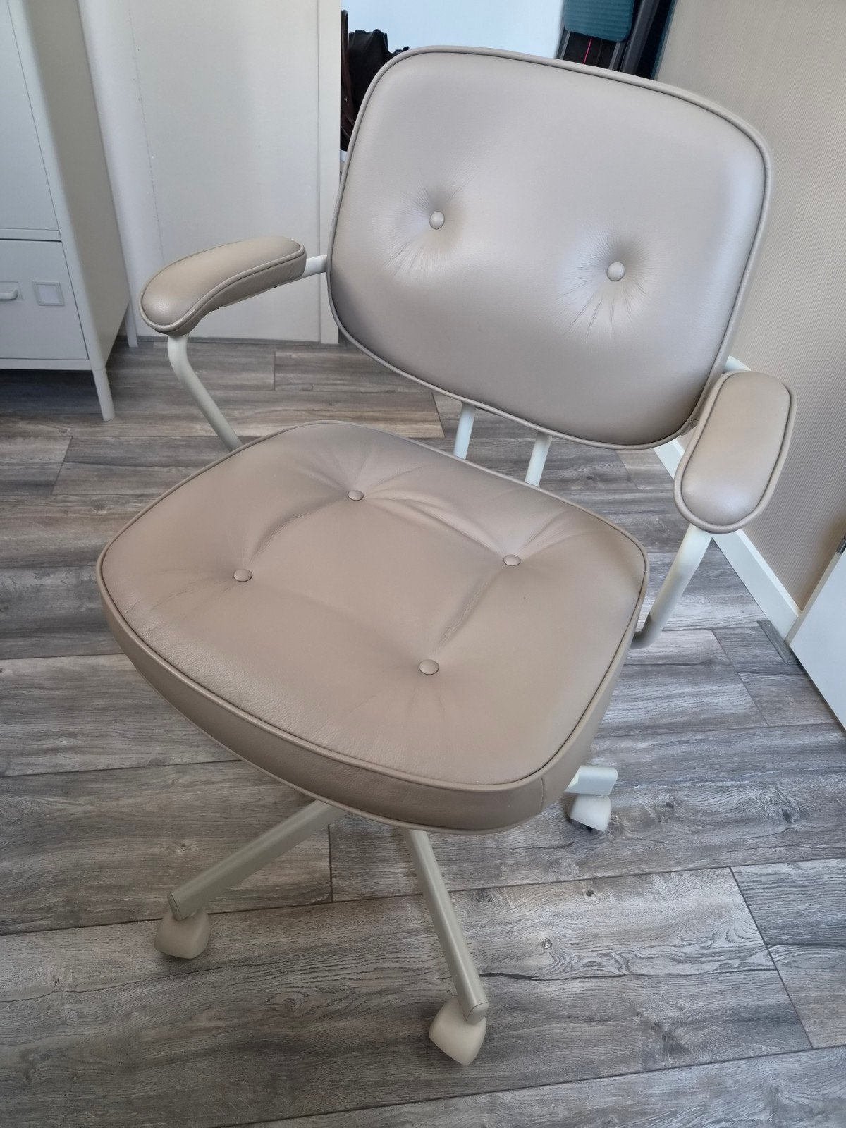 Alefjäll bureaustoel grann beige (met garantie), Huis en Inrichting, Bureaustoelen, Ophalen, Ergonomisch, Zo goed als nieuw