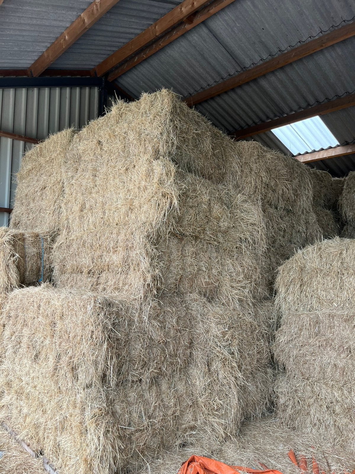 Grote balen hooi te koop, Ophalen of Verzenden