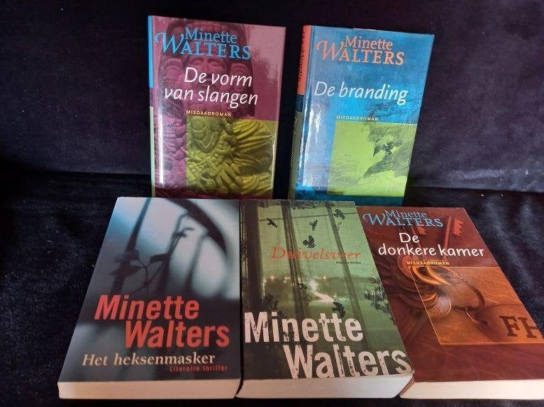 5 x minette walters-heksenmasker,donkere kamer,branding,, Boeken, Ophalen of Verzenden, Nieuw