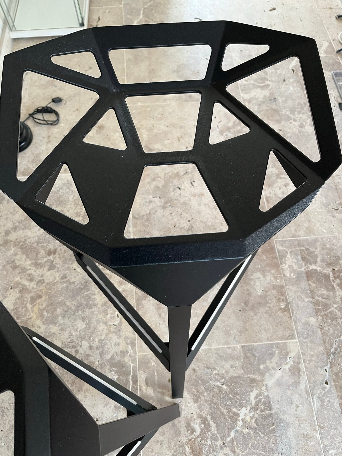 Magis Stool - Zwarte design krukken (2 stuks), Ophalen, Kunststof, Met voetsteun, 60 tot 90 cm