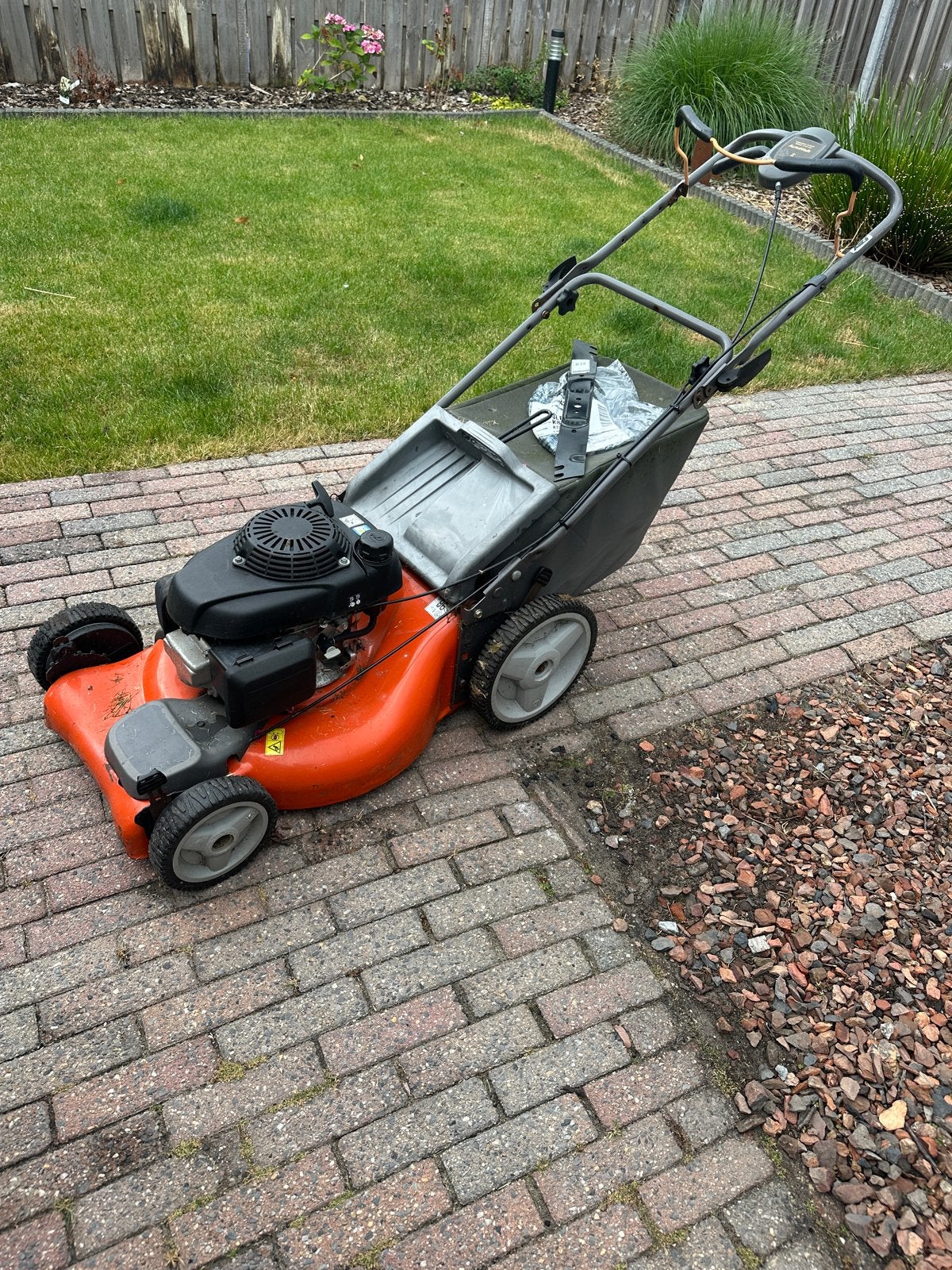 Husqvarna grasmaaier LC 153V met AutoWalk, Ophalen, Cirkelmaaier, Gebruikt, 50 cm of meer
