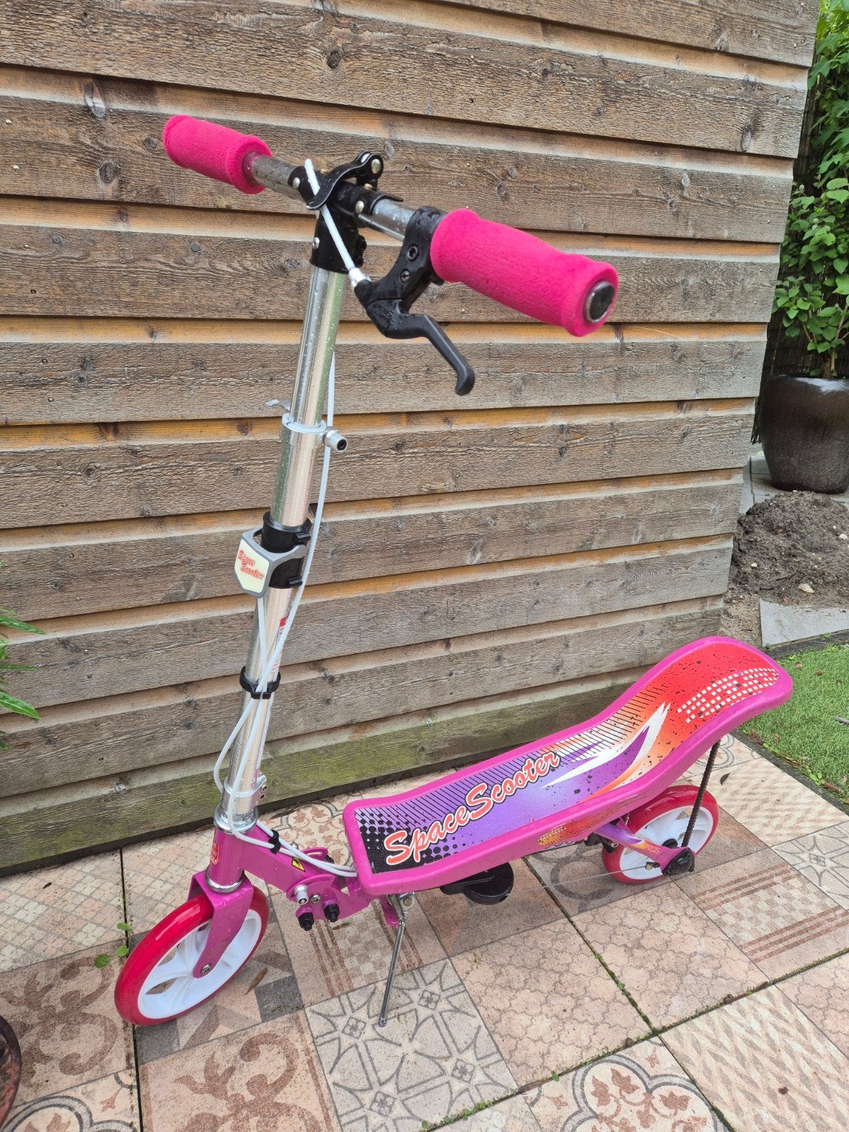 Space Scooter roze - Zo goed als nieuw, Fietsen en Brommers, Ophalen, Zo goed als nieuw, Gewone step, Space Scooter
