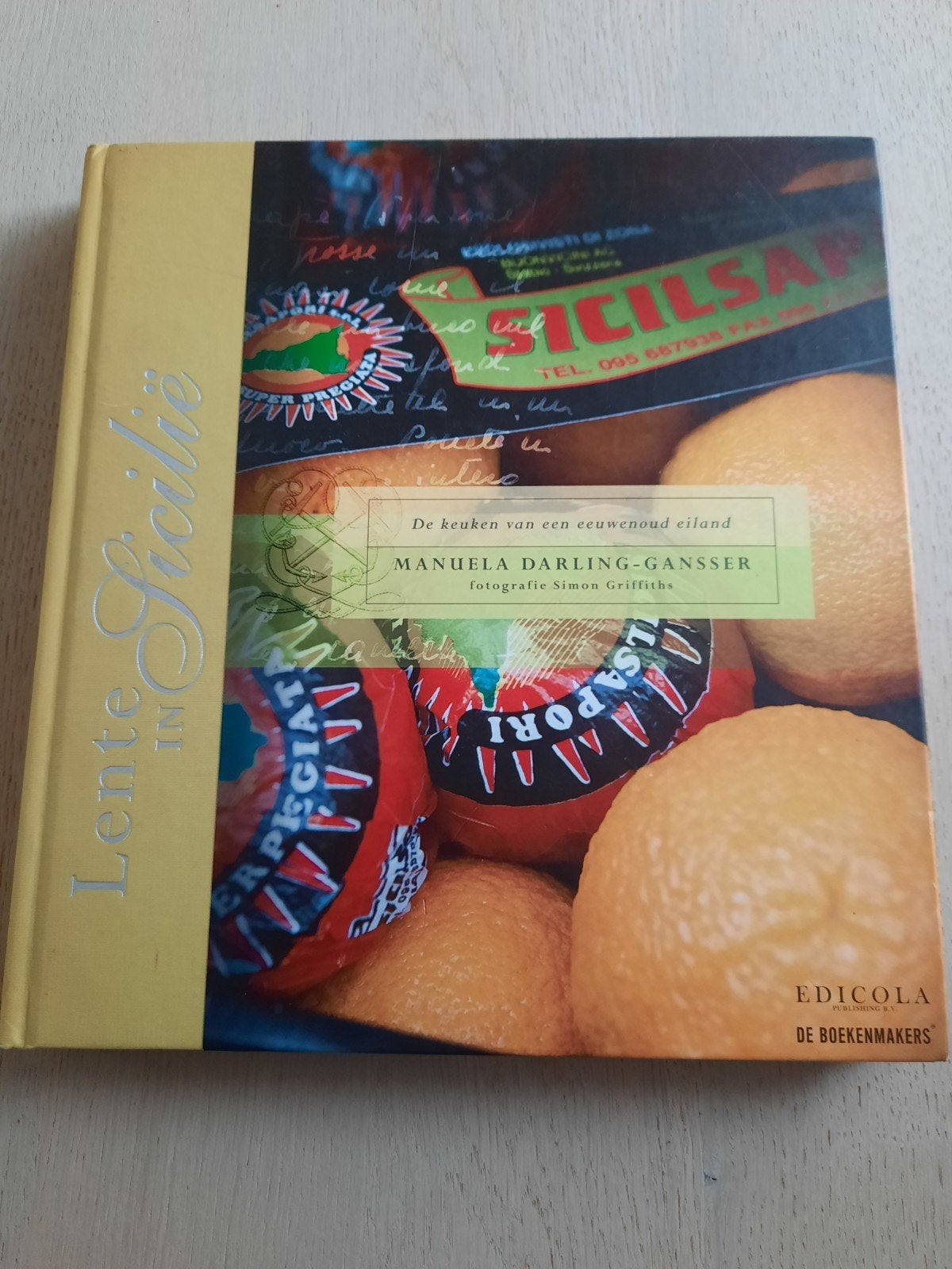 Lente in Sicilie - Manuela Darling-Gansser

Hardcover in uit, Boeken, Ophalen of Verzenden, Zo goed als nieuw, Italië
