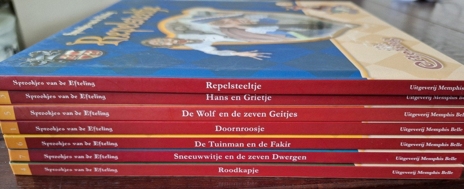 Efteling boeken 7 stuks, zgan, Ophalen of Verzenden, Zo goed als nieuw, Overige typen
