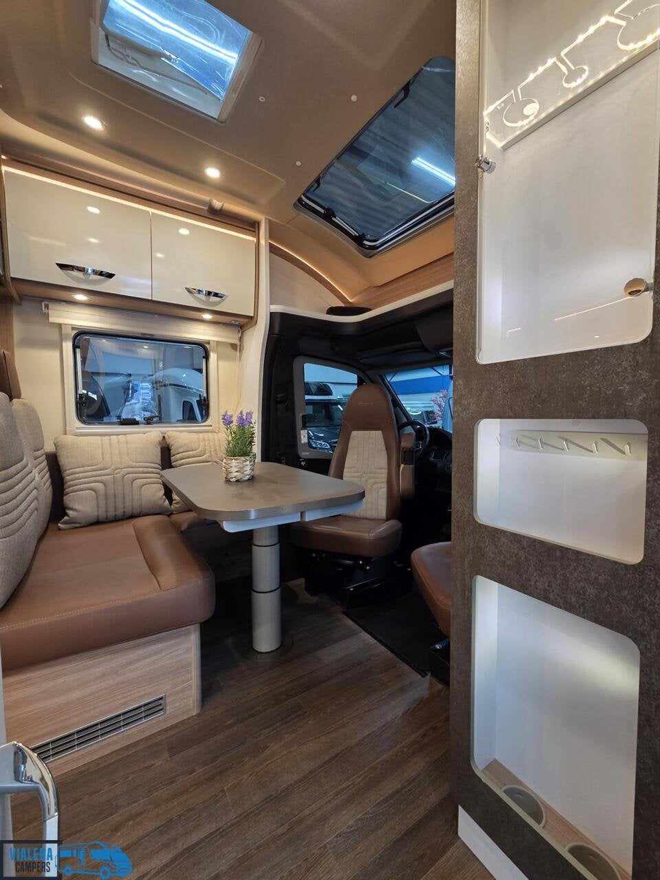 Burstner Lyseo M Harmony line 690*163pk Automaat*Vol opties!, Caravans en Kamperen, Automaat, Tot en met 2, 6 tot 7 meter, Bedrijf