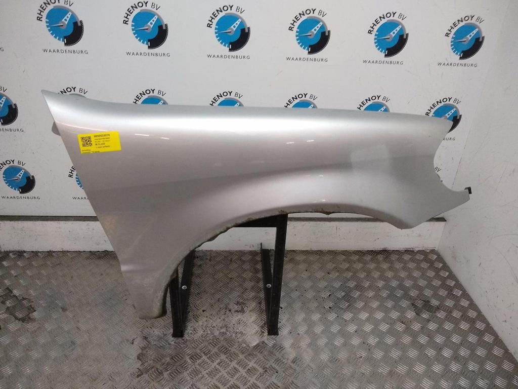 MERCEDES M CLASS ML 270CDI VOORSCHERM R 2001, Ophalen of Verzenden, Gebruikt, Stiba lid