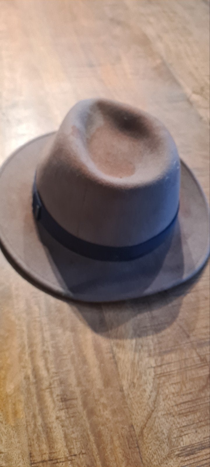 Stetson Woolfelt 57/M, Kleding | Heren, Hoeden en Petten, Ophalen of Verzenden, Gedragen