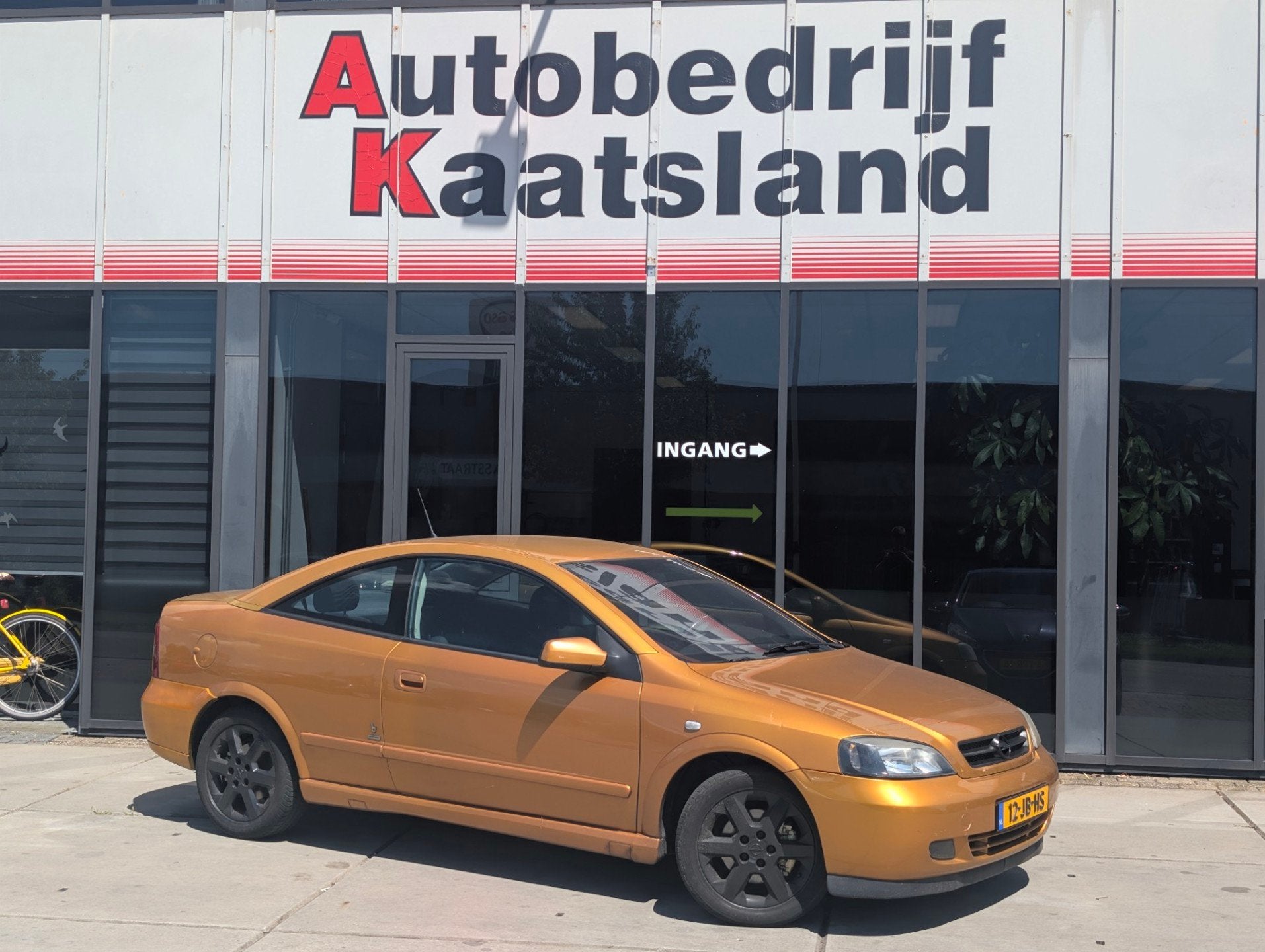 Opel Astra Coupé 2.2-16V - Airco - Cruise - Electr Ramen -, Auto's, Opel, Voorwielaandrijving, Stof, Gebruikt, Zwart